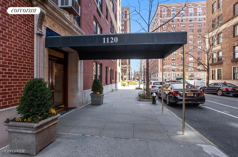 New York City Real Estate | View 1120 Park Avenue, 9BE | room 12 | View 13