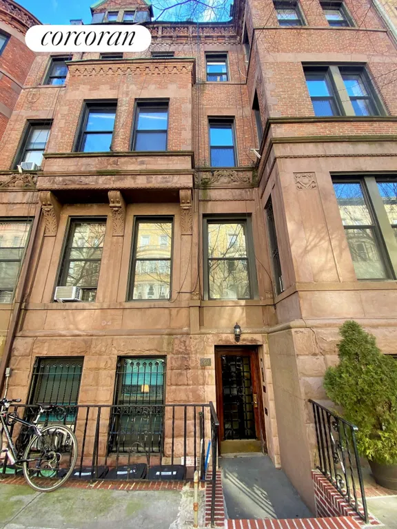 New York City Real Estate | View 324 West 88th Street, 1A | Building | View 8