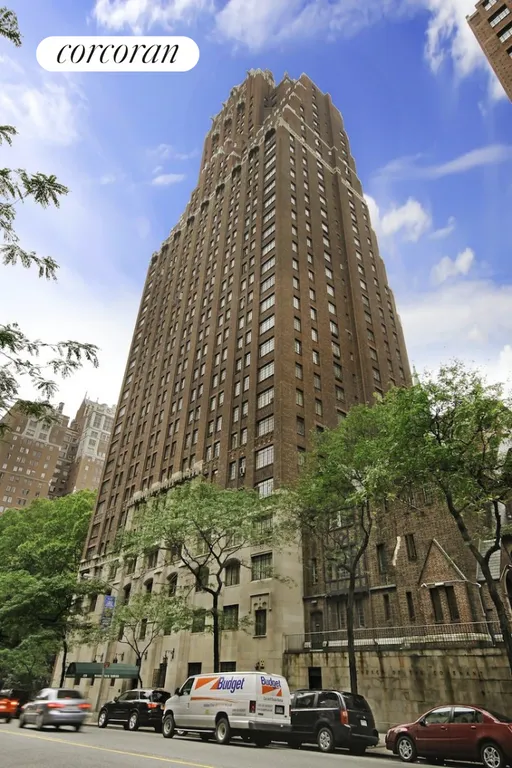 New York City Real Estate | View 320 East 42Nd Street, PH3206 | room 11 | View 12