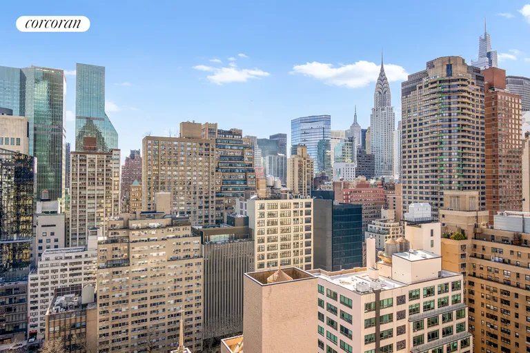 New York City Real Estate | View 100 United Nations Plaza, 27C | Open city views to the south | View 8