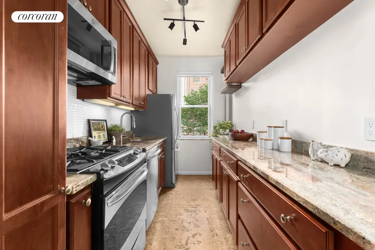 New York City Real Estate | View 25 Plaza Street West, 2E | Kitchen | View 4