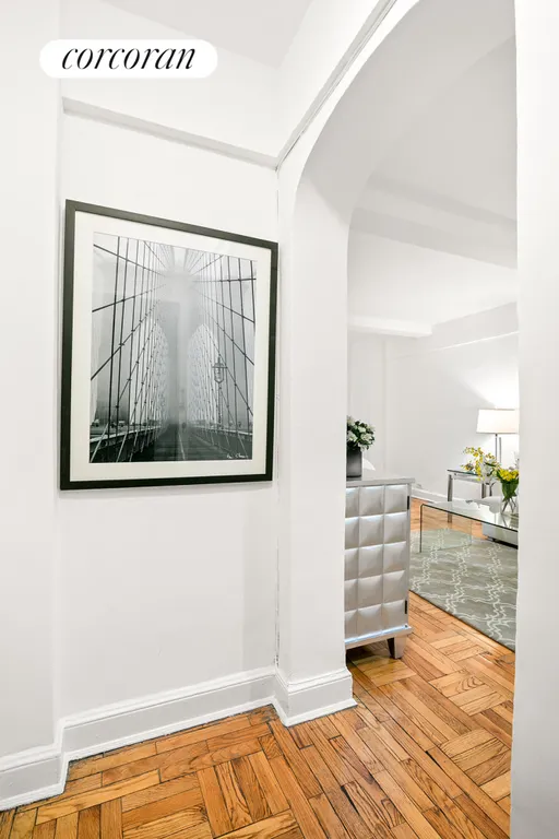 New York City Real Estate | View 140 East 40th Street, 6J | Entry Foyer | View 2