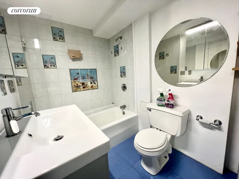 New York City Real Estate | View 35 Canal Street, 4 | Primary Bathroom | View 4