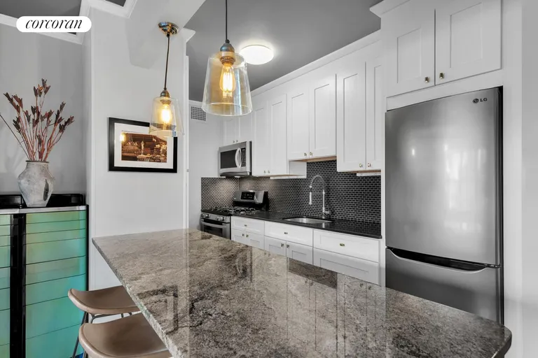 New York City Real Estate | View 205 West End Avenue, 14K | Kitchen | View 3