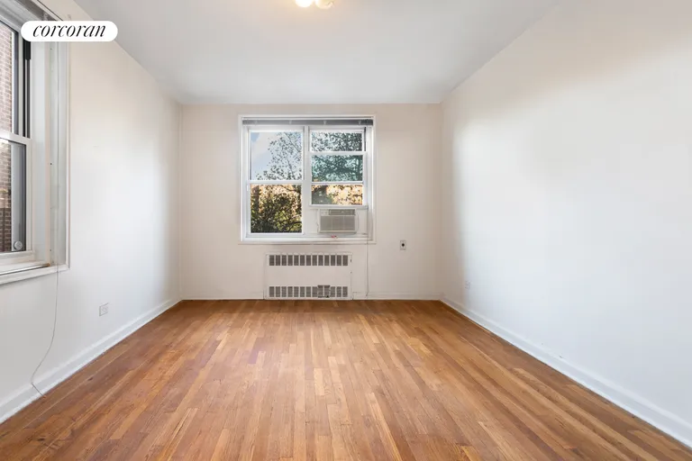 New York City Real Estate | View 34-10 75th Street, 4A | room 8 | View 9