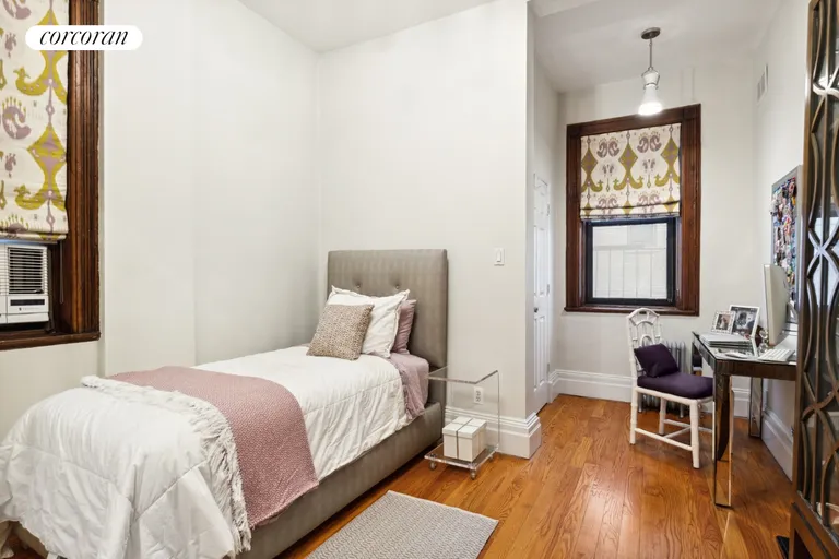 New York City Real Estate | View 120 East 85th Street, 2E | Bedroom | View 9