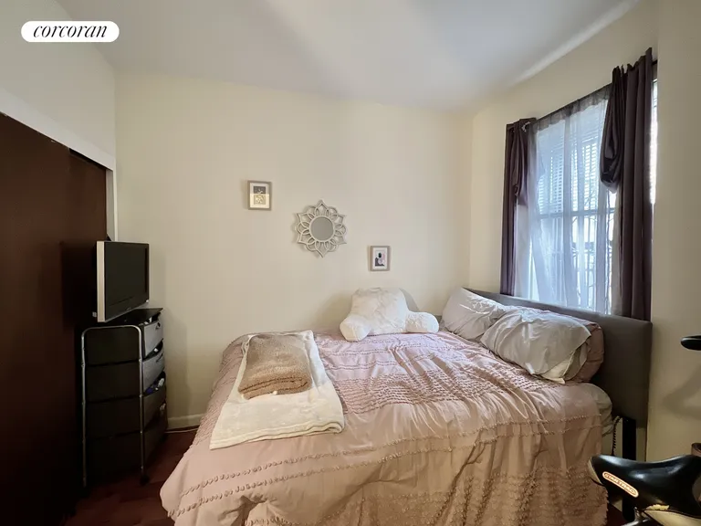 New York City Real Estate | View 236 East 28th Street, 5C | Bedroom | View 3