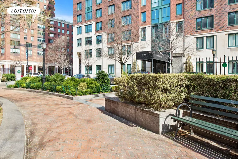 New York City Real Estate | View 225 Rector Place, 21D | room 6 | View 7