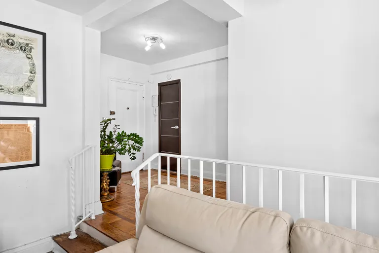 New York City Real Estate | View 20 East 35th Street, 11C | room 2 | View 3