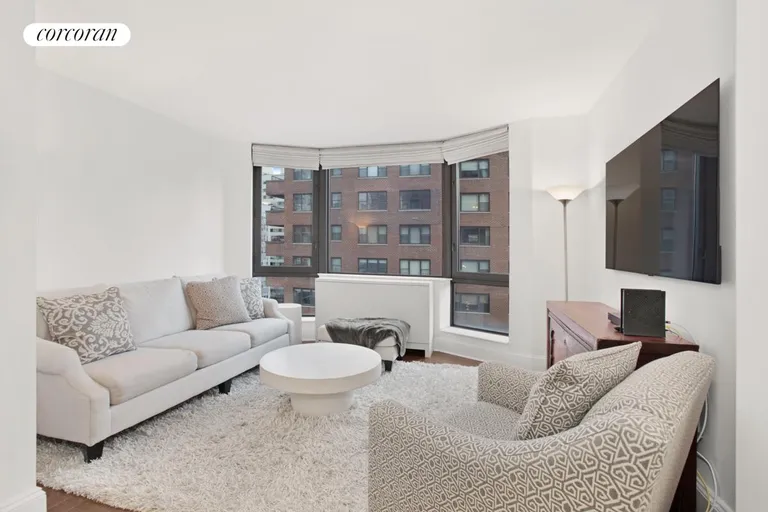 New York City Real Estate | View 300 East 64th Street, 12B | room 1 | View 2