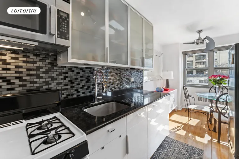 New York City Real Estate | View 100 West 93rd Street, 4C | Kitchen | View 2
