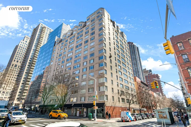 New York City Real Estate | View 301 East 78th Street, 7H | room 9 | View 10