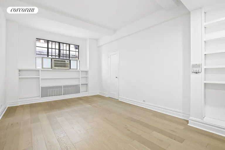 New York City Real Estate | View 140 East 40th Street, 1B | room 3 | View 4