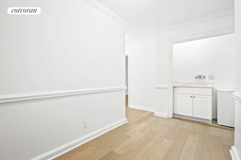 New York City Real Estate | View 140 East 40th Street, 1B | room 5 | View 6