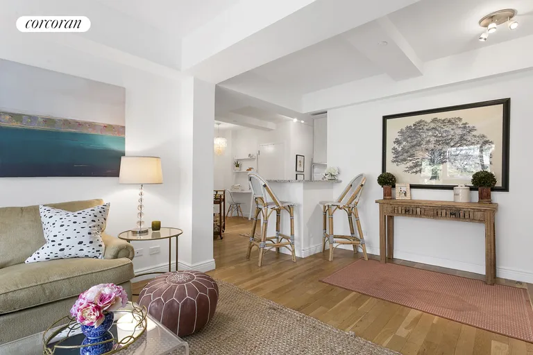 New York City Real Estate | View 435 East 76th Street, 4C | room 2 | View 3