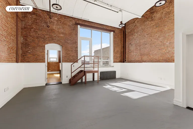 New York City Real Estate | View 1198 Metropolitan Avenue | room 4 | View 5