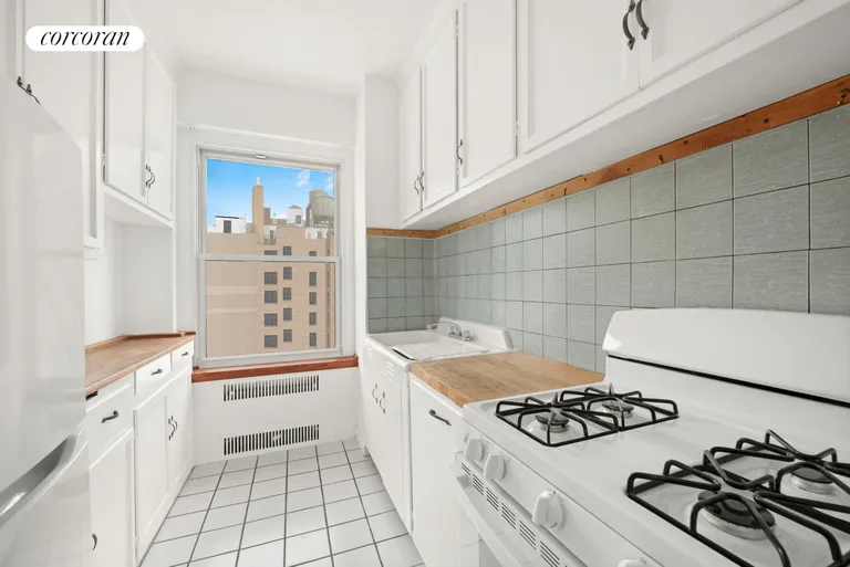 New York City Real Estate | View 263 West End Avenue, 12D | room 4 | View 5