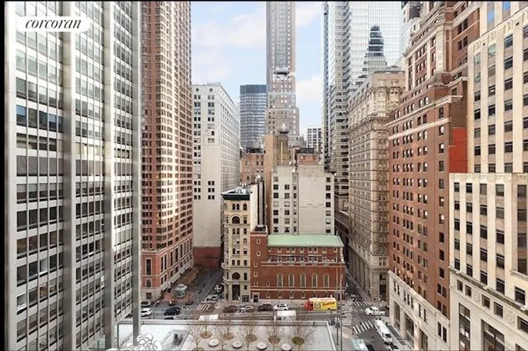 New York City Real Estate | View 20 Pine Street, 1501 | room 4 | View 5