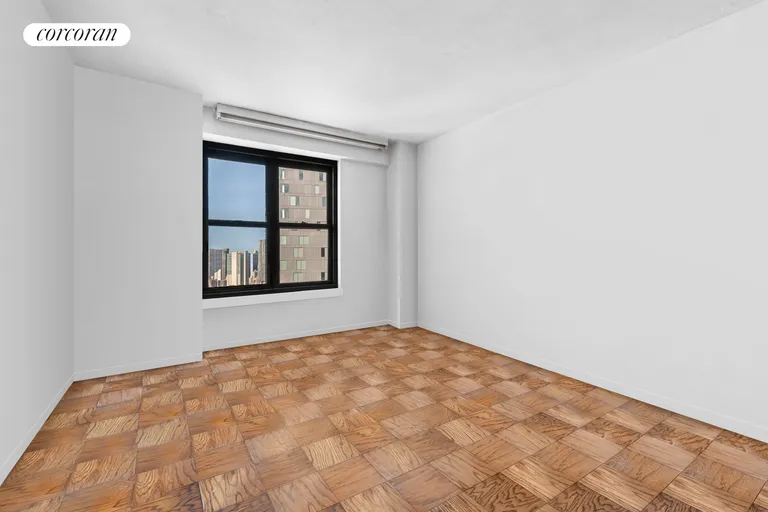 New York City Real Estate | View 264 East Broadway, C1607 | room 3 | View 4