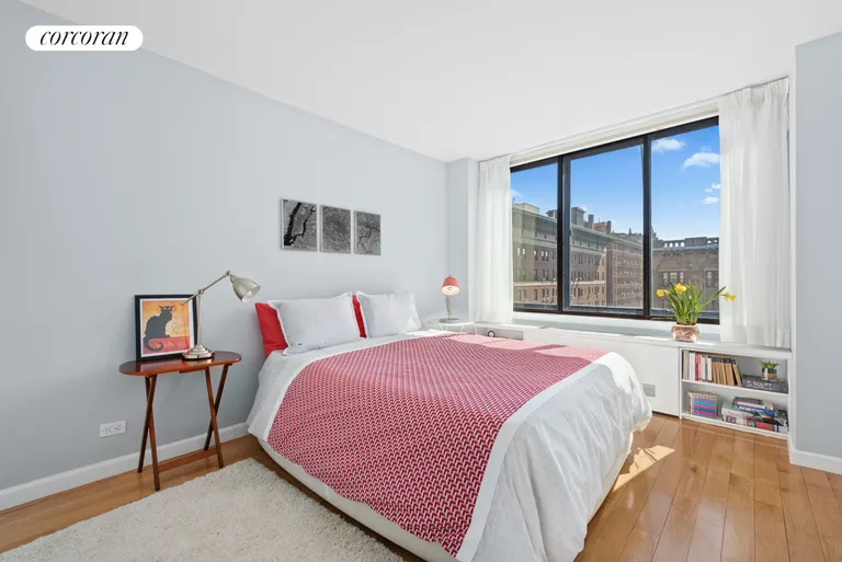 New York City Real Estate | View 250 West 89th Street, 14G | room 5 | View 6
