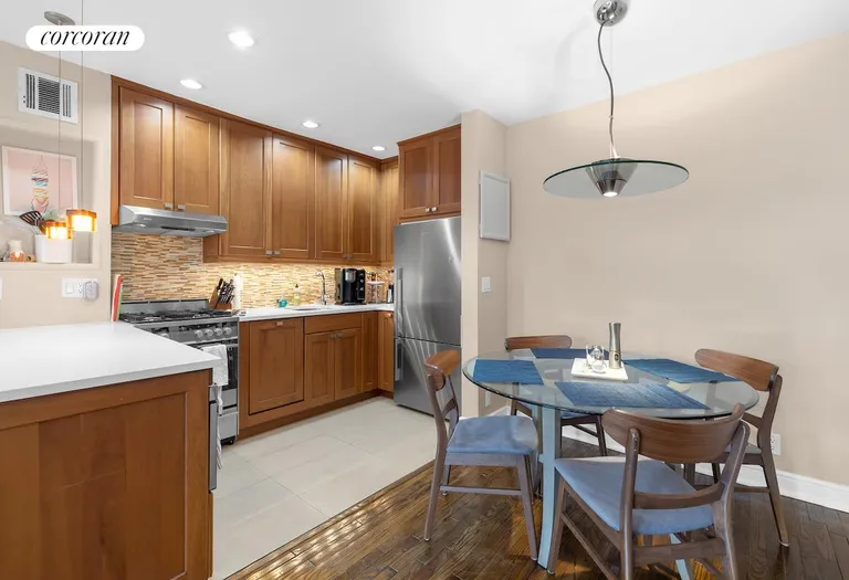 New York City Real Estate | View 211 West 71st Street, 11B | room 2 | View 3