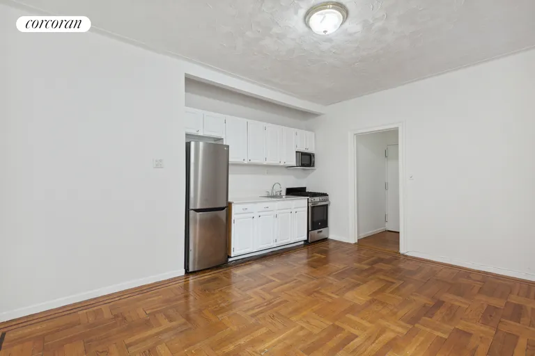 New York City Real Estate | View 24-51 38th Street, C8 | room 4 | View 5