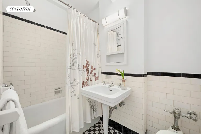 New York City Real Estate | View 310 Riverside Drive, 1219 | Full Bathroom | View 6