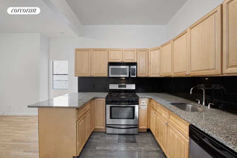 New York City Real Estate | View 152 Columbus Avenue, 2R | Kitchen | View 3
