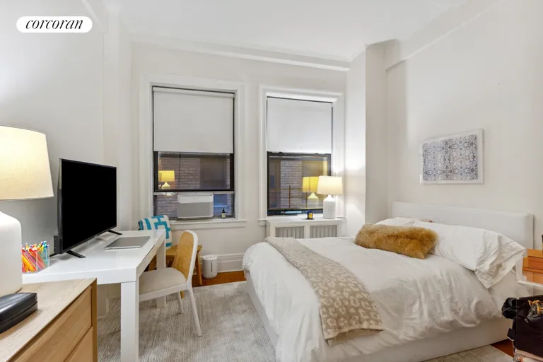 New York City Real Estate | View 215 West 90th Street, 7G | Bedroom | View 8