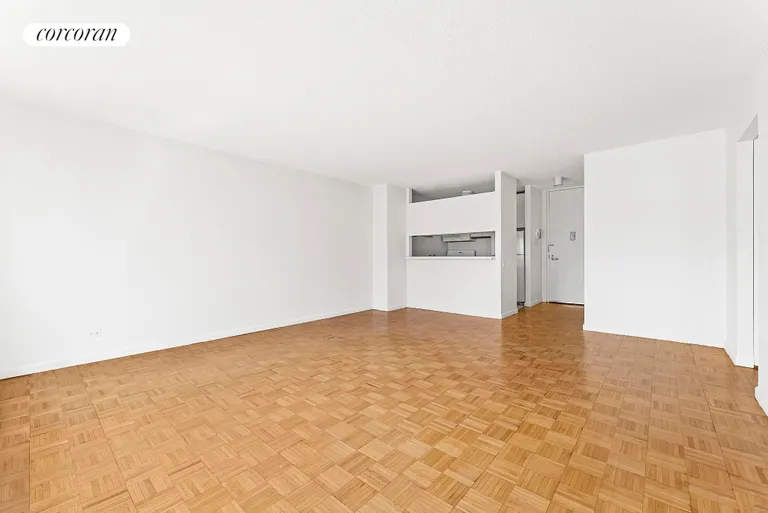 New York City Real Estate | View 45 West 67th Street, 20C | Living Room | View 8
