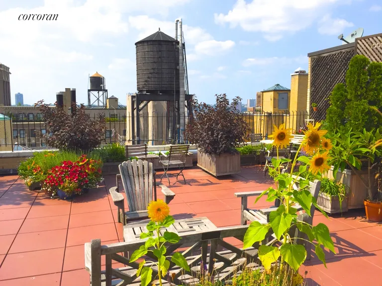 New York City Real Estate | View 250 West 94th Street, 4J | Landscaped Roof Garden | View 8