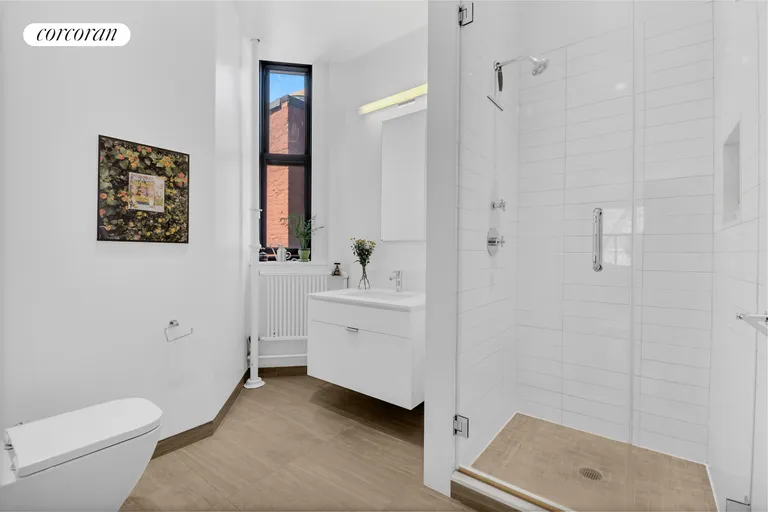 New York City Real Estate | View 491 Broadway, 9 | Full Bathroom | View 10
