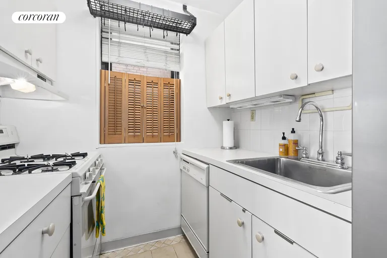 New York City Real Estate | View 305 East 72Nd Street, 2EN | Kitchen | View 4