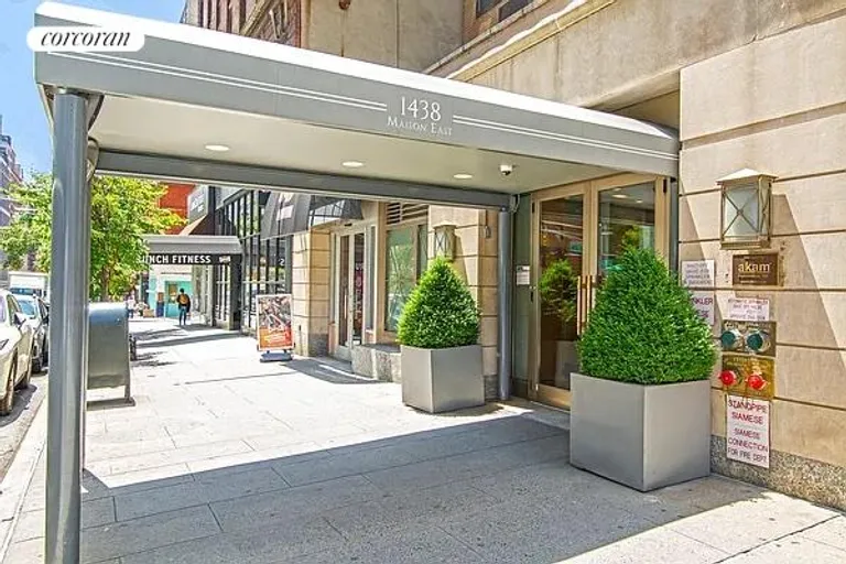 New York City Real Estate | View 1438 Third Avenue, 14B | room 6 | View 7