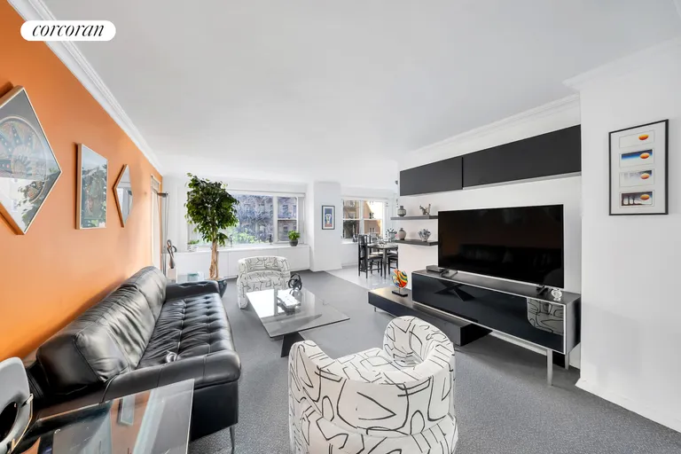 New York City Real Estate | View 420 East 72Nd Street, 4J | 3 Beds, 2 Baths | View 1