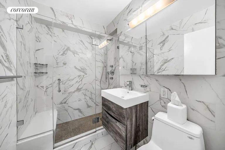 New York City Real Estate | View 420 East 72Nd Street, 4J | Primary Bathroom | View 7