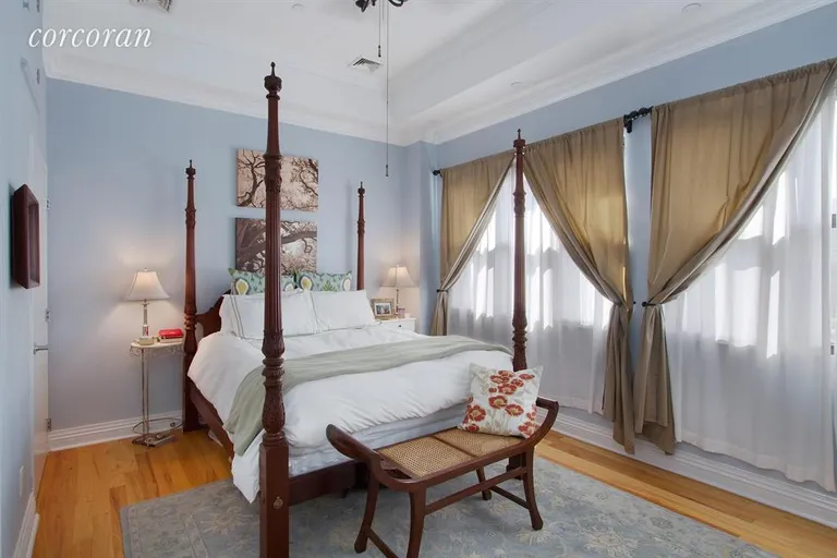 New York City Real Estate | View 25 Murray Street, 9C | Bright and Spacious Bedroom | View 4