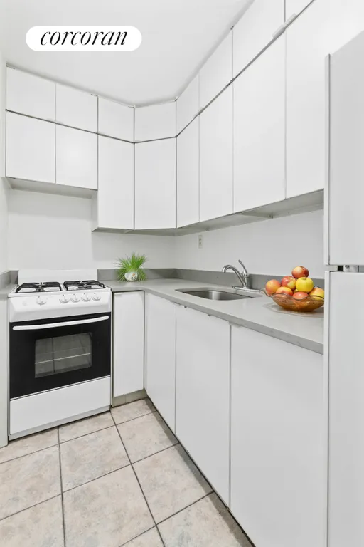 New York City Real Estate | View 315 West 70th Street, 3F | room 6 | View 7