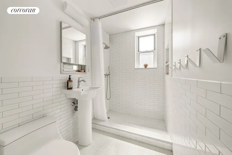New York City Real Estate | View 415 Argyle Road, 2F | Full Bathroom | View 5