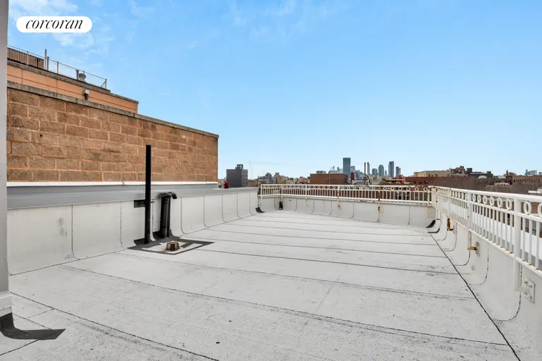New York City Real Estate | View 30-01 Newtown Avenue | room 21 | View 22