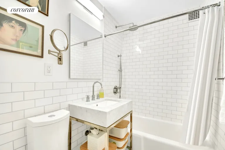 New York City Real Estate | View 205 Third Avenue, 5N | Full Bathroom | View 8