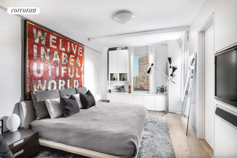 New York City Real Estate | View 12 West 72Nd Street, 20B | room 11 | View 12