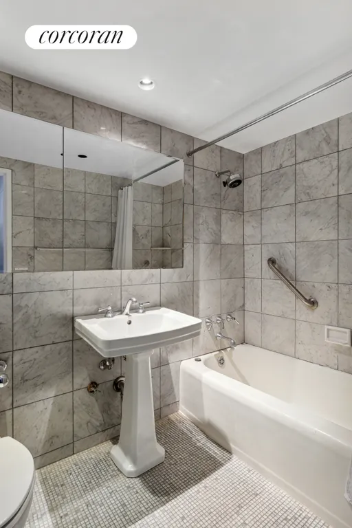 New York City Real Estate | View 70 East 10th Street, 10D | Full Bathroom | View 5