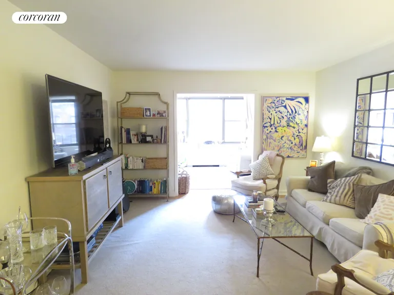 New York City Real Estate | View 35 East 38th Street, 5G | Living Room | View 2