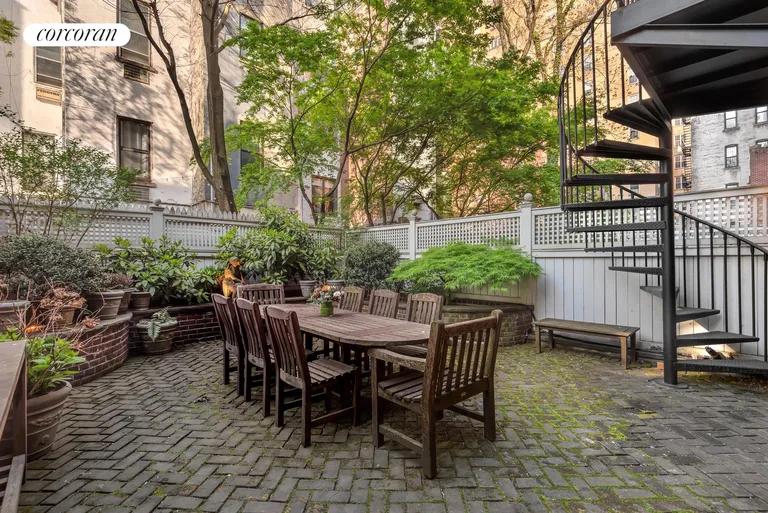 New York City Real Estate | View 19 West 87th Street | room 6 | View 7