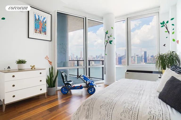 New York City Real Estate | View 21 India Street, 39A | room 8 | View 9