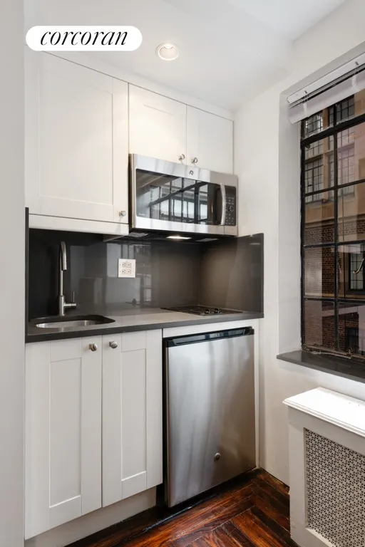 New York City Real Estate | View 45 Tudor City Place, 516 | Kitchen | View 3