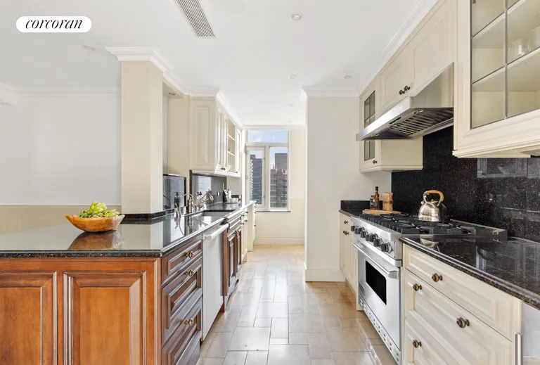 New York City Real Estate | View 188 East 64th Street, 3502 | room 3 | View 4