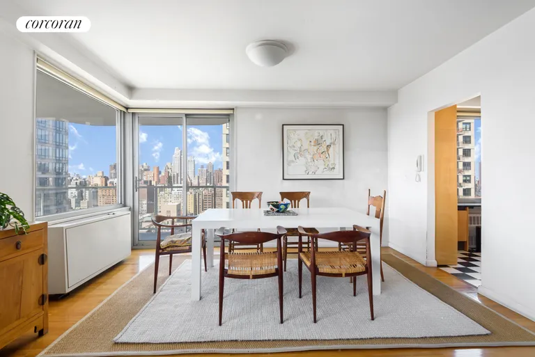 New York City Real Estate | View 300 East 74th Street, 26F | room 5 | View 6