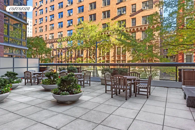 New York City Real Estate | View 272 West 107th Street, 4D | 2nd Floor Terrace | View 11